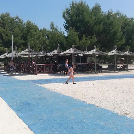 Nice Sunny Appartement Pula